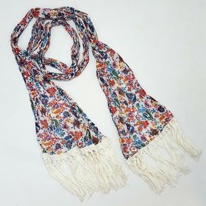 NEW American Eagle White Floral Print Fringe Scarf
